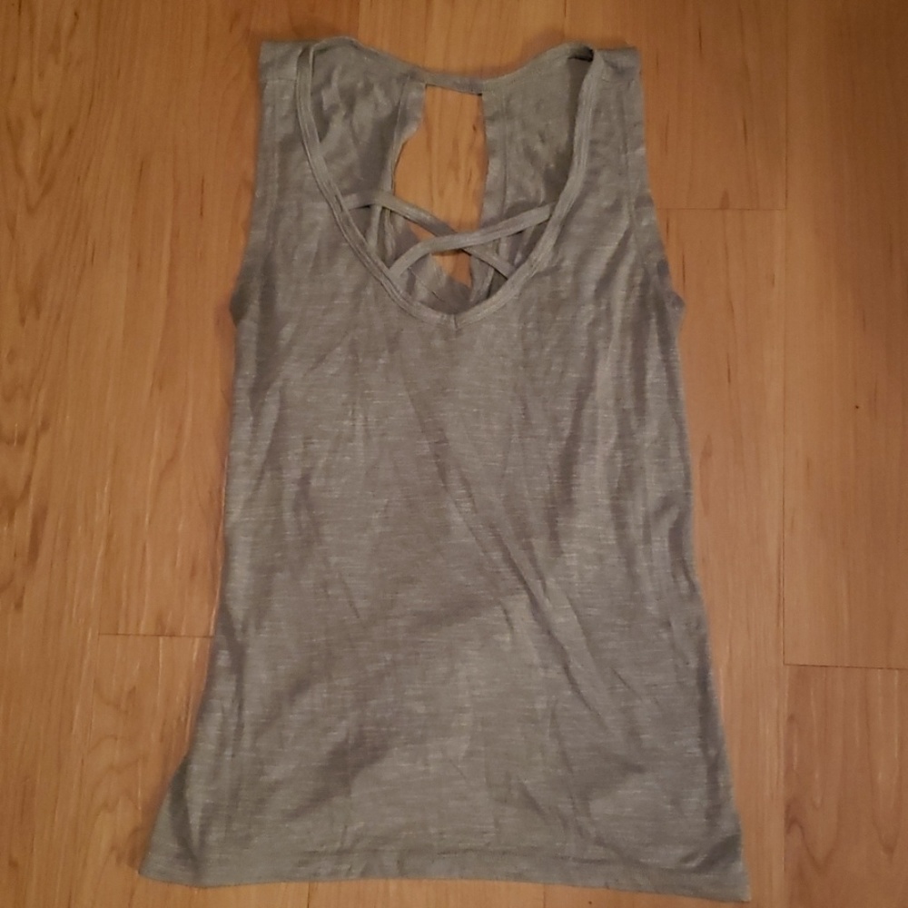 Women's workout tank